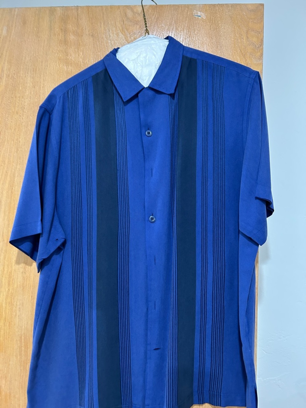 Nat Nast Short-Sleeve Button-Down Shirt in Deep Blue with Navy Panels